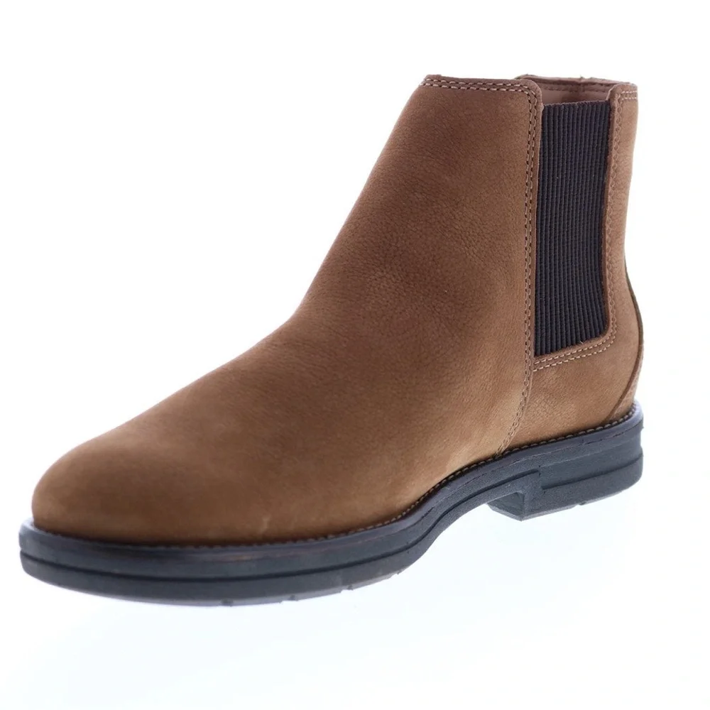 NEW!! Men’s Clarks Banning Limit Tan Nubuck Chelsea Boot Size 7M
